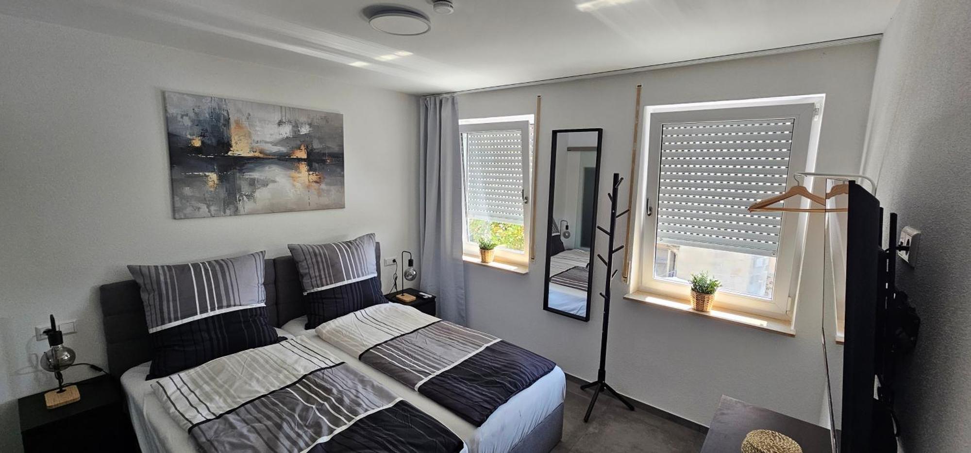 Doppelzimmer Mit Neckarblick เนือร์ทิงเงิน ภายนอก รูปภาพ